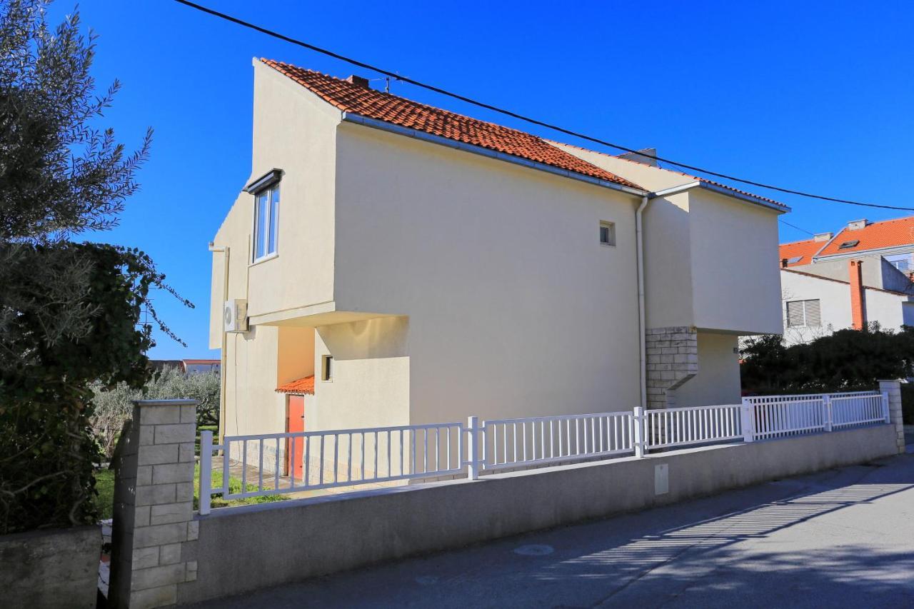 Apartments With A Parking Space Kastel Gomilica, Kastela - 19248 Экстерьер фото